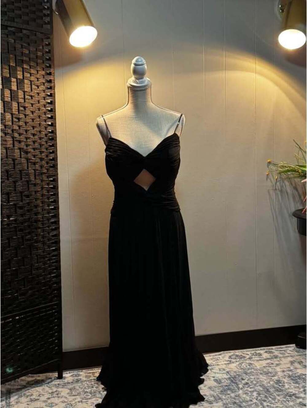 Vintage 80’s Niteline Della Roufogali 100% Silk Black  Full Length Evening Gown